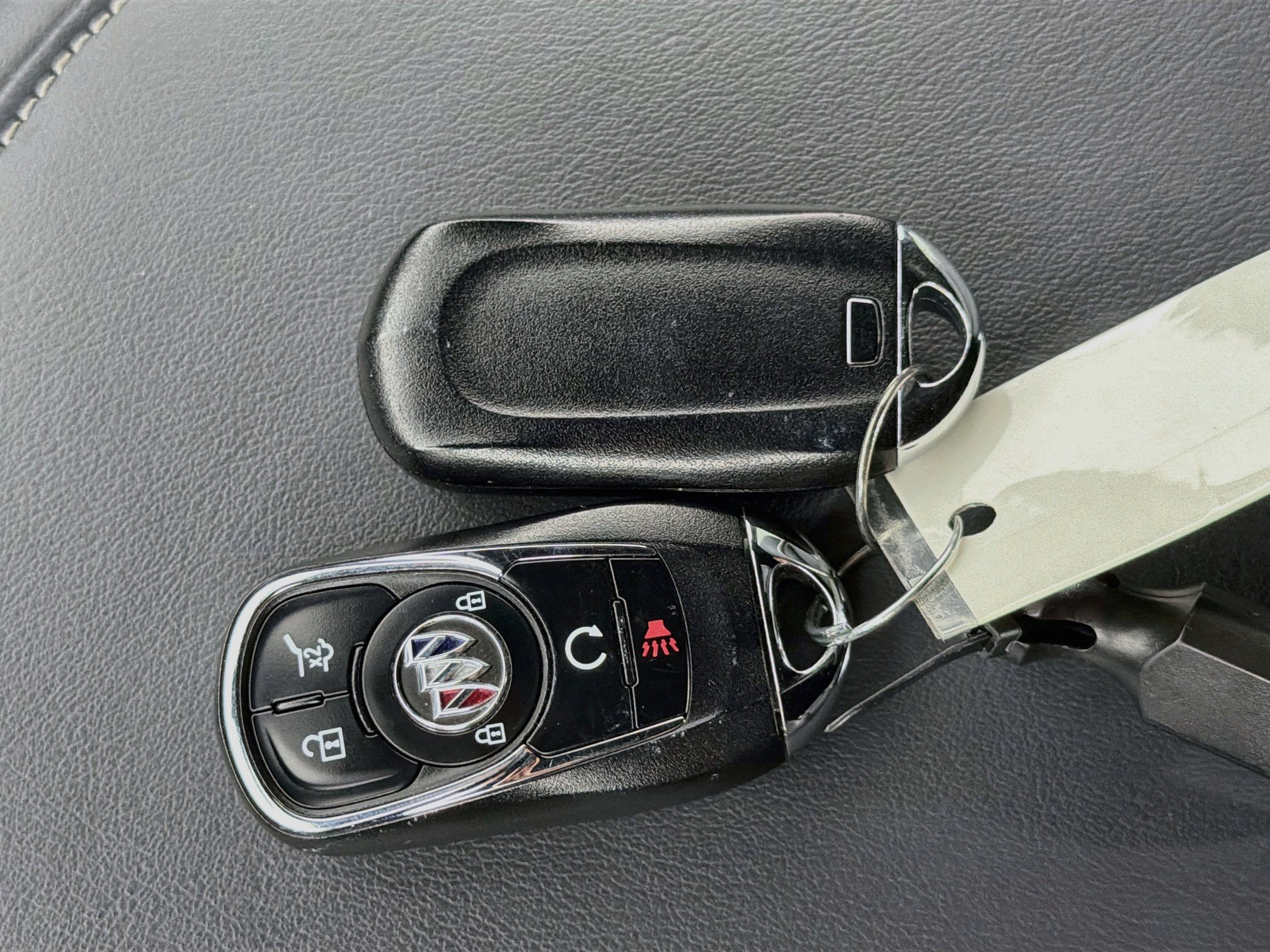 Used 2023 Buick Enclave Premium AWD/4WD image 25