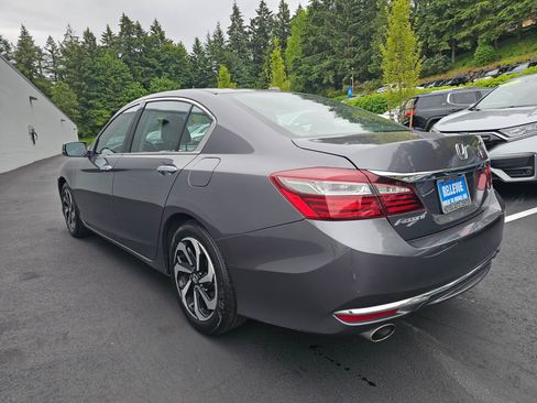Used 2017 Honda Accord EX-L image 5