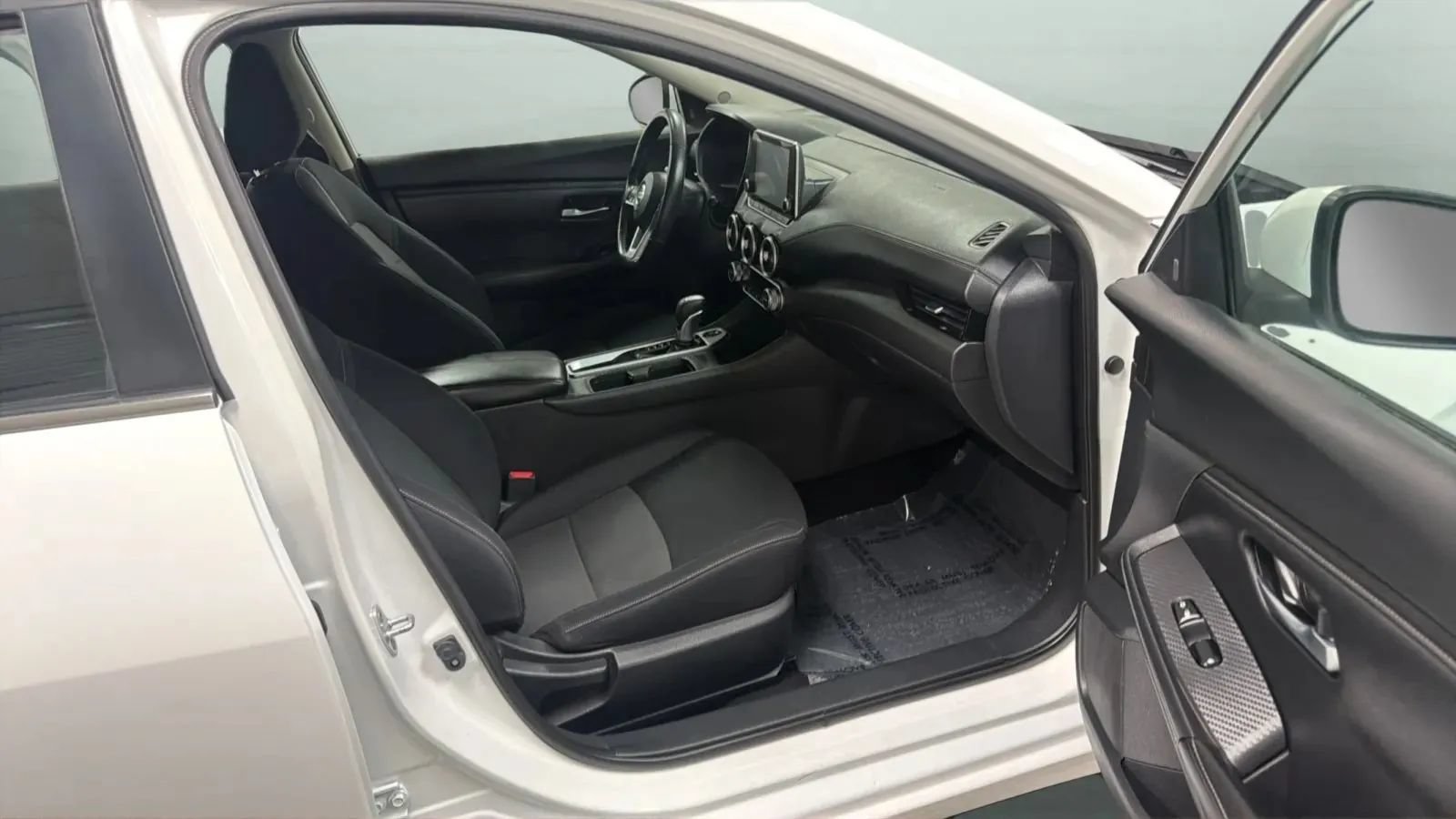 Used 2021 Nissan Sentra SV FWD image 21