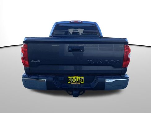 Used 2017 Toyota Tundra SR5 image 5