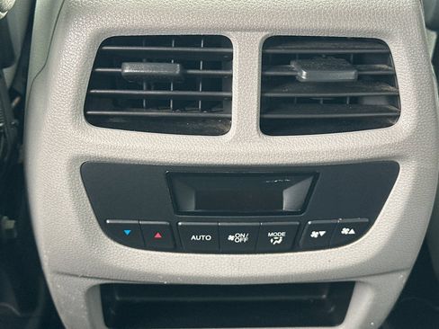 Used 2017 Honda Pilot EX-L image 13