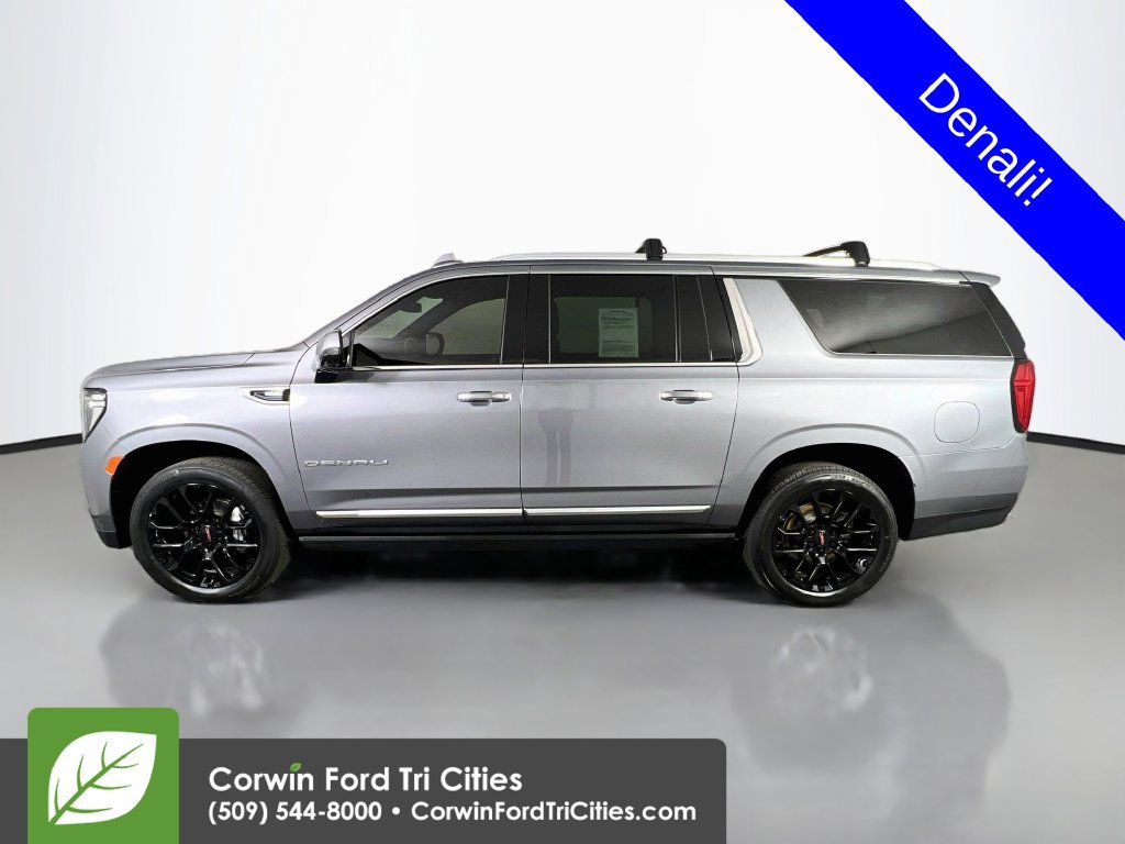 Used 2022 GMC Yukon XL Denali AWD/4WD image 5