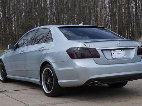 Used 2013 Mercedes-Benz E 350 BlueTEC Sedan image 3