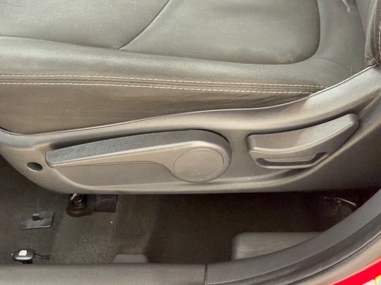 Used 2013 Kia Soul + w/ Audio Pkg FWD image 16