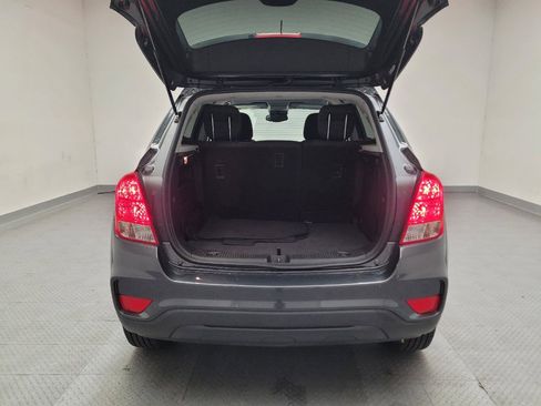 Used 2020 Chevrolet Trax LS w/ Tint and Cruise Package FWD image 29