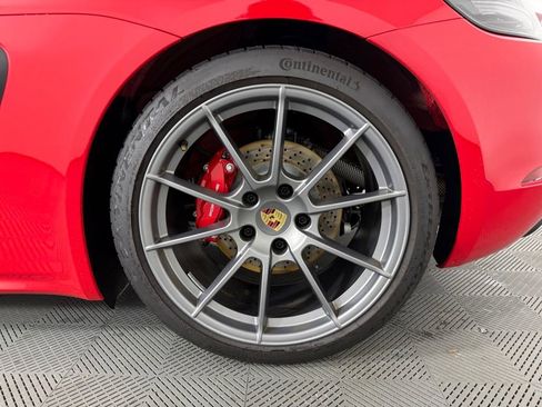 Certified 2024 Porsche 718 Cayman GTS RWD image 12