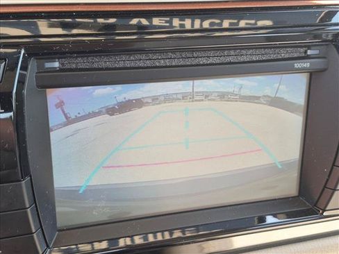 Used 2014 Toyota Corolla LE FWD image 10