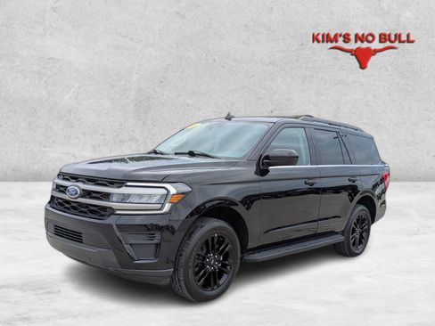 Used 2024 Ford Expedition XLT AWD/4WD image 1