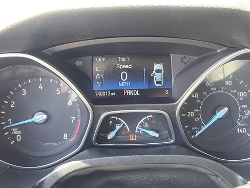Used 2015 Ford Focus SE FWD image 11