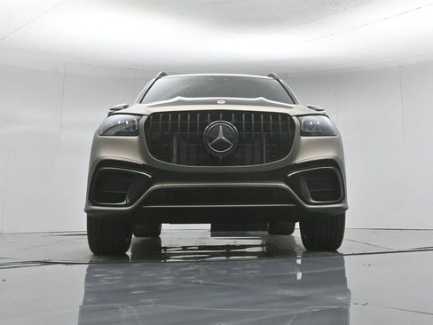 Used 2025 Mercedes-Benz GLS 450 4MATIC image 47