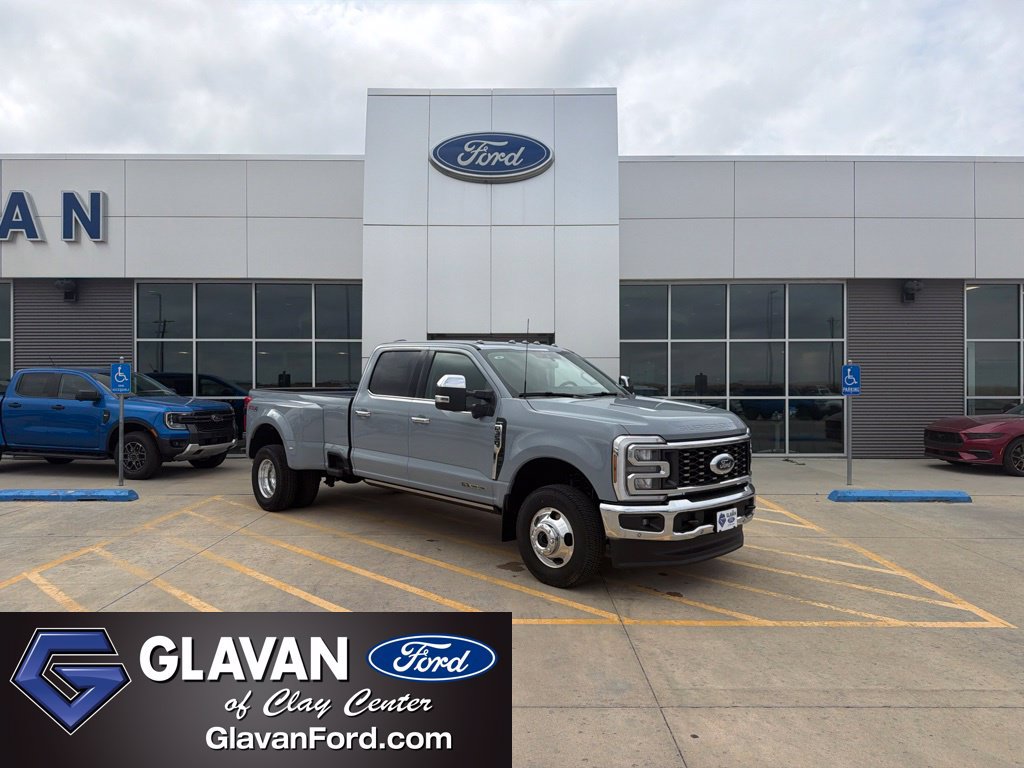 New 2026 Ford F350 Lariat w/ Lariat Premium Package AWD/4WD image 1