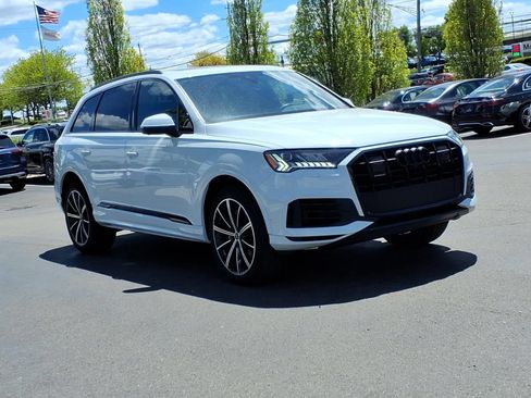 Used 2023 Audi Q7 3.0T Premium Plus AWD/4WD image 8