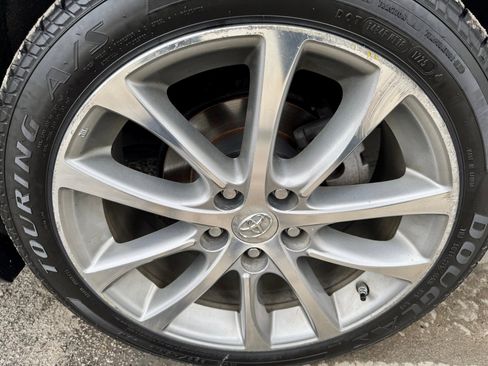 Used 2014 Toyota Avalon Limited image 41