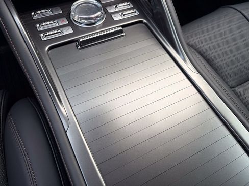 New 2026 Lincoln Nautilus Reserve AWD/4WD image 41