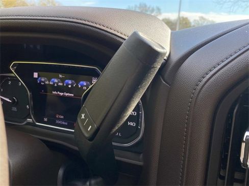 Used 2022 GMC Sierra 3500 Denali w/ Denali Ultimate Package image 29