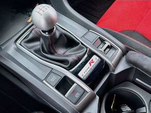 Used 2019 Honda Civic Type R image 17