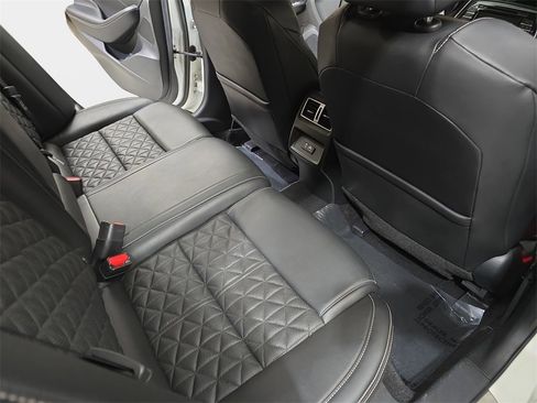 Used 2020 Nissan Maxima Platinum w/ Sport Mat Group image 13