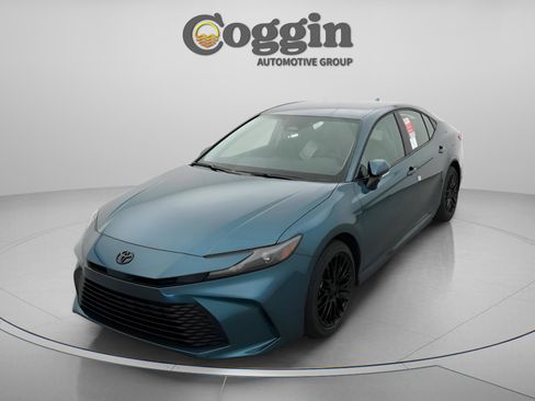 New 2026 Toyota Camry LE image 29