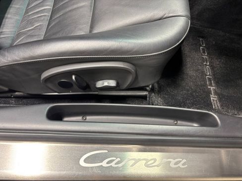 Used 2004 Porsche 911 Carrera 4S AWD/4WD image 19
