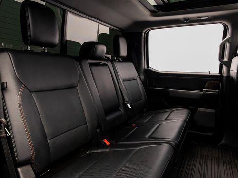 Used 2023 Ford F350 Lariat w/ Lariat Ultimate Package image 37