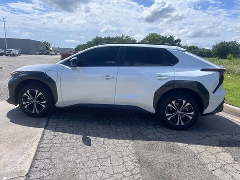 Used 2024 Toyota bZ4X FWD w/ Weather Package image 9