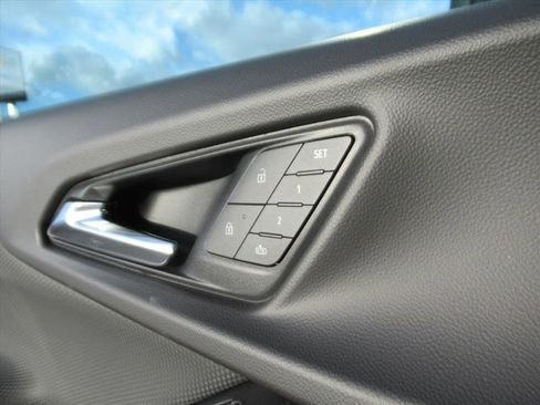 New 2026 Chevrolet Equinox RS w/ Convenience Package III image 27