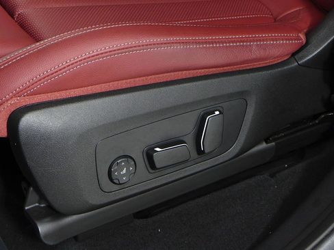 Used 2024 BMW X3 sDrive30i w/ M Sport Package image 23