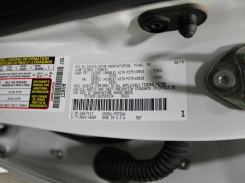 Used 2016 Toyota Tundra SR5 w/ SR5 Upgrade Package image 36