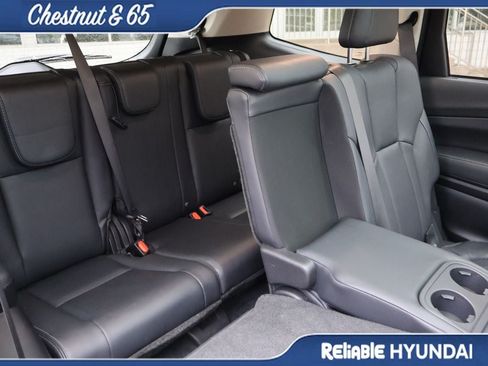 Used 2025 Subaru Ascent Limited w/ Popular Package #2 AWD/4WD image 13