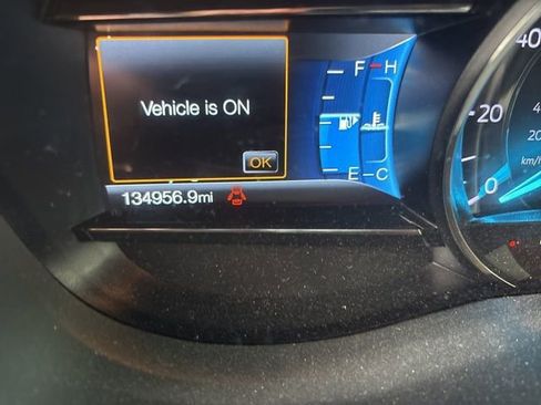 Used 2019 Ford Explorer Limited w/ Class III Trailer Tow Package FWD image 11