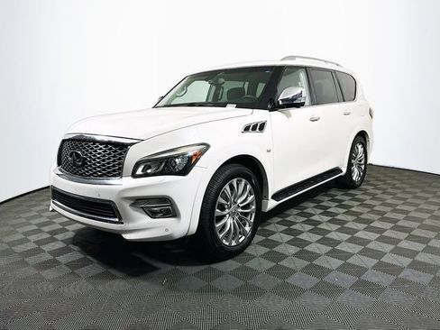 Used 2016 INFINITI QX80 4WD w/ Deluxe Technology Package image 4