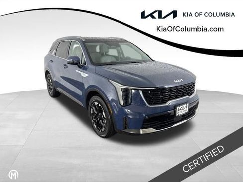 Certified 2025 Kia Sorento S w/ Panoramic Sunroof Package FWD image 1