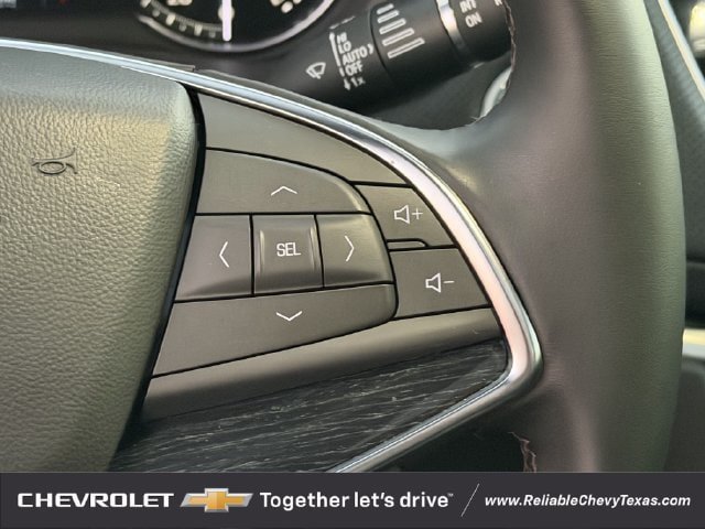 Used 2025 Cadillac XT5 Premium Luxury w/ LPO, Floor Liner Package AWD/4WD image 16