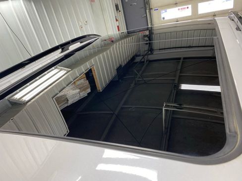 Used 2023 Chevrolet Equinox RS image 24