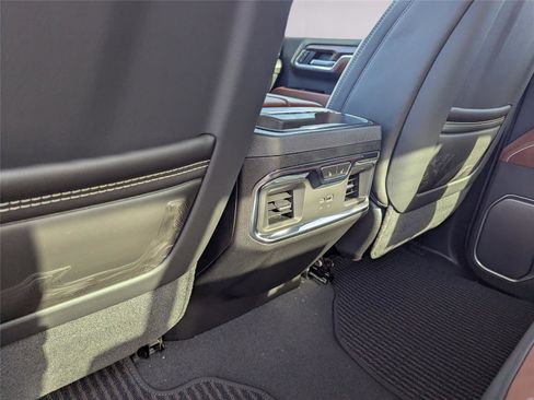 New 2026 GMC Sierra 2500 Denali Ultimate image 22