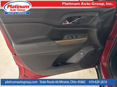 Used 2023 GMC Acadia SLE w/ Driver Convenience Package image 39