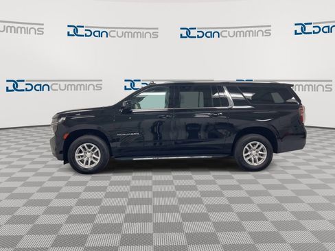 Used 2023 Chevrolet Suburban LT image 5