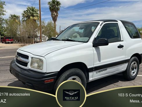 Used 1999 Chevrolet Tracker 2WD Convertible image 1