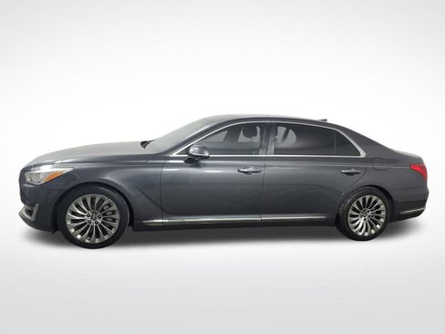 Used 2017 Genesis G90 3.3T Premium RWD image 6