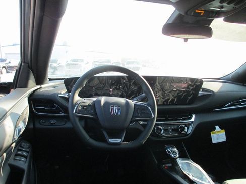 New 2026 Buick Envista Sport Touring image 13