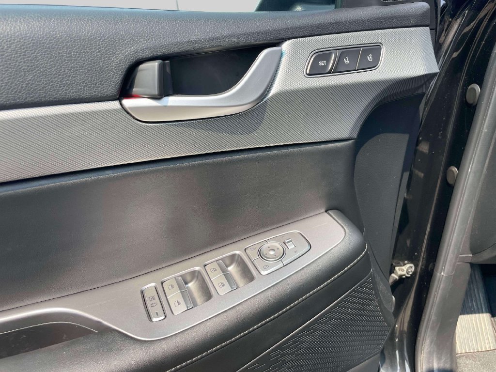 Certified 2025 Hyundai Palisade SEL AWD/4WD image 17