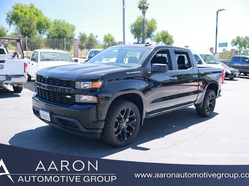 Used 2021 Chevrolet Silverado 1500 Custom image 1