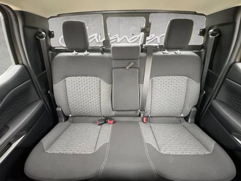 Used 2025 Ford Ranger XLT w/ Technology Package RWD image 22