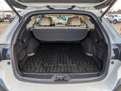 Used 2024 Subaru Outback Limited image 27