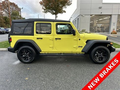 Certified 2023 Jeep Wrangler Unlimited Sport image 9