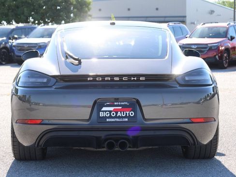 Used 2018 Porsche 718 Cayman GTS RWD image 10