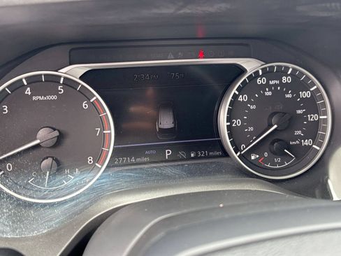 Used 2025 Nissan Rogue SV AWD/4WD image 41