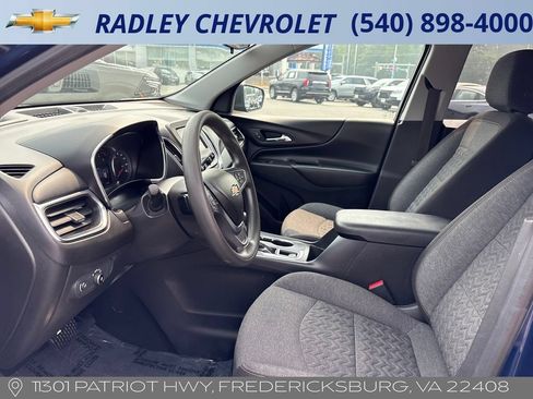 Certified 2022 Chevrolet Equinox LT FWD image 3