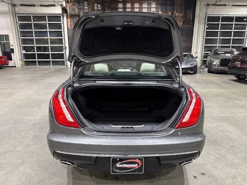 Used 2019 Jaguar XJ L Portfolio image 15