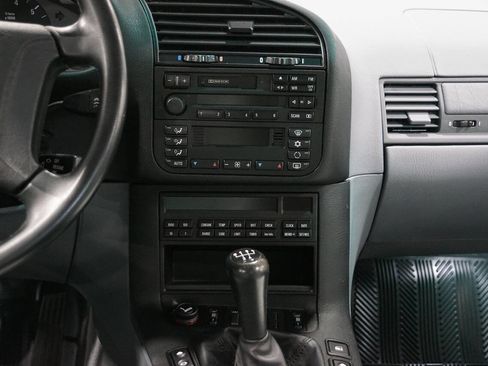 Used 1997 BMW 328i Sedan RWD image 29